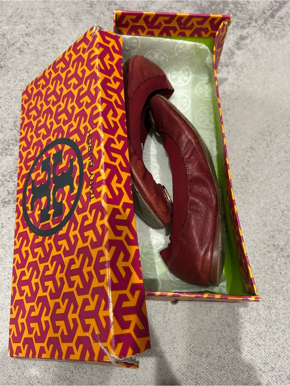 Tory Burch Burgundy Leather Logo Ballet Flats - Picture 3 of 3